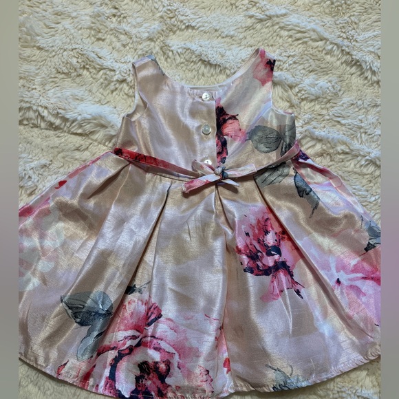 Floral Dress - Picture 2 of 3